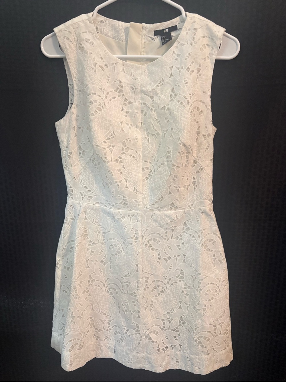 H&M Cream Lace Sleeveless Fit-and-Flare Dress